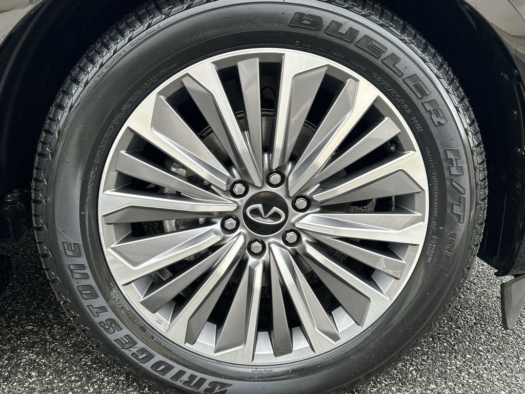 Certified 2025 INFINITI QX80 Sensory AWD/4WD image 13