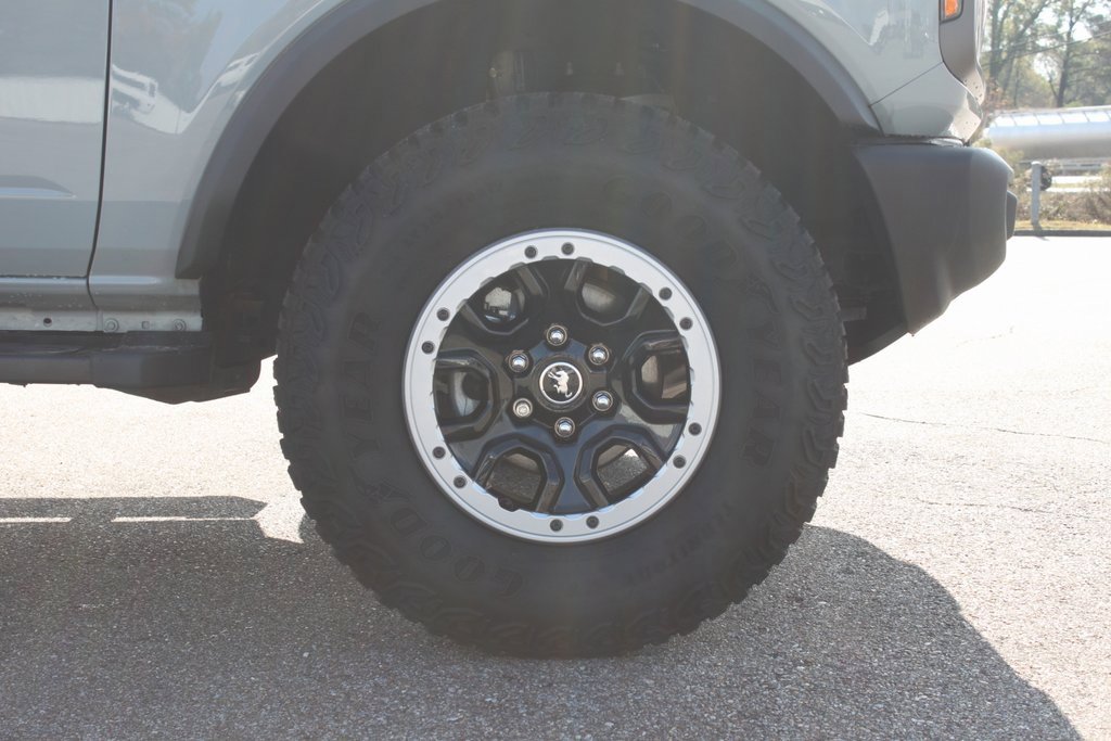 Used 2023 Ford Bronco Big Bend w/ Sasquatch Package image 4