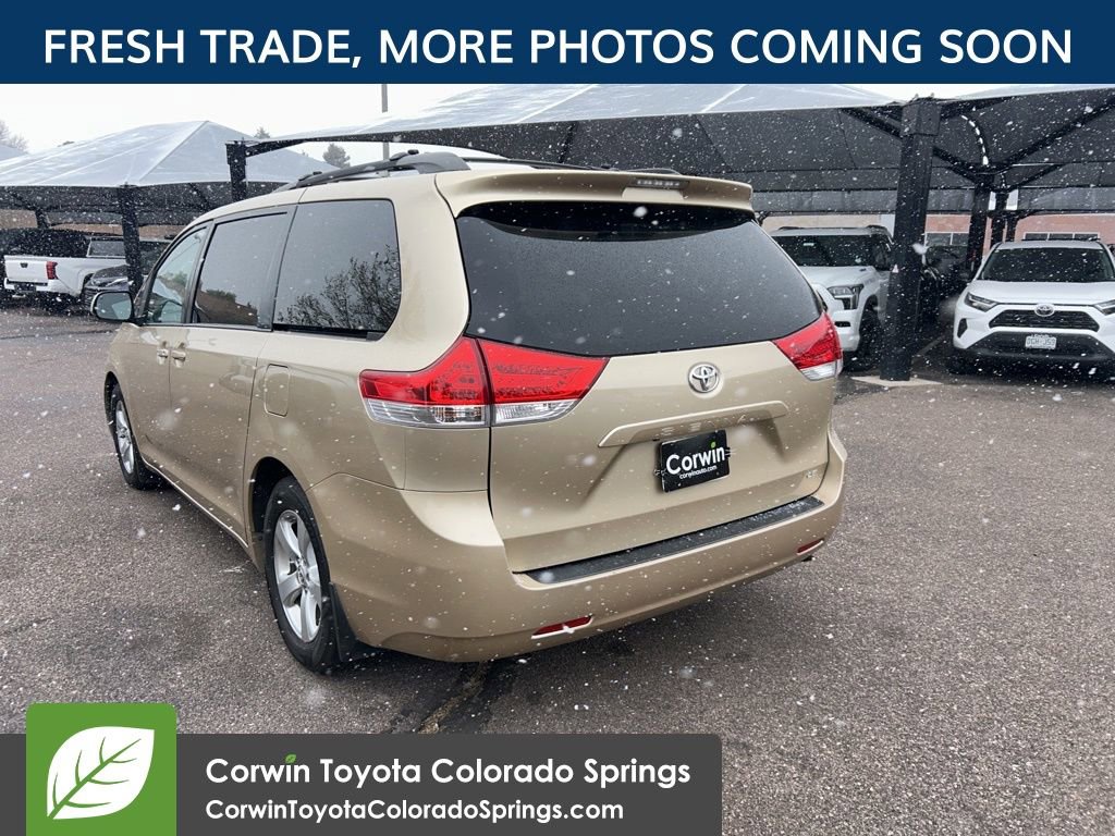 Used 2011 Toyota Sienna LE w/ Towing Pkg FWD image 5