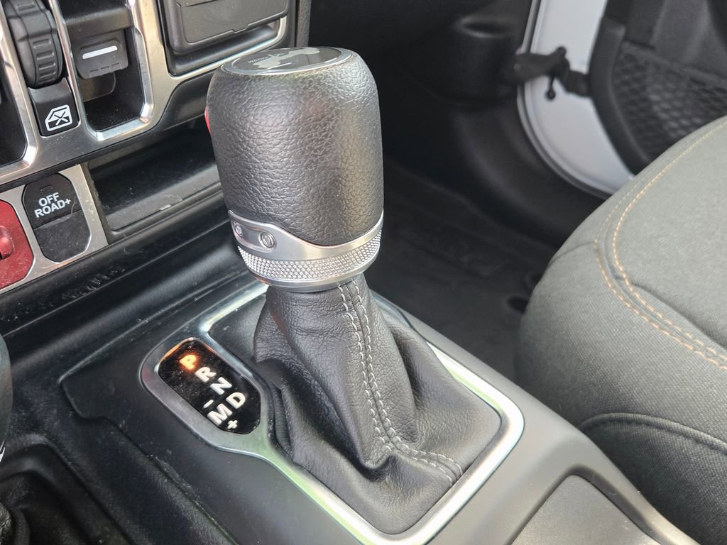 Used 2024 Jeep Wrangler Unlimited image 28