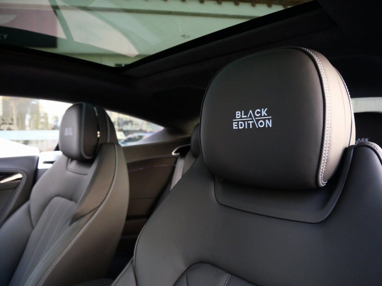 Used 2025 Bentley Continental GT image 21