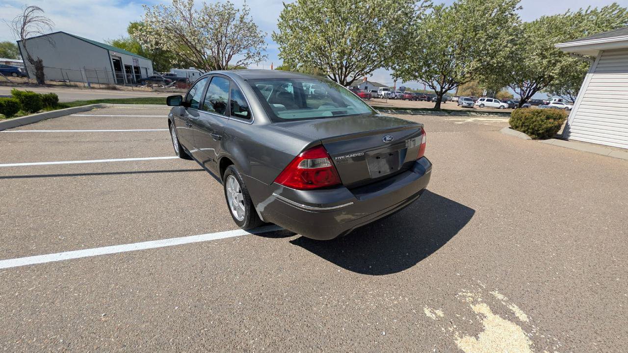 Used 2005 Ford Five Hundred SE image 3