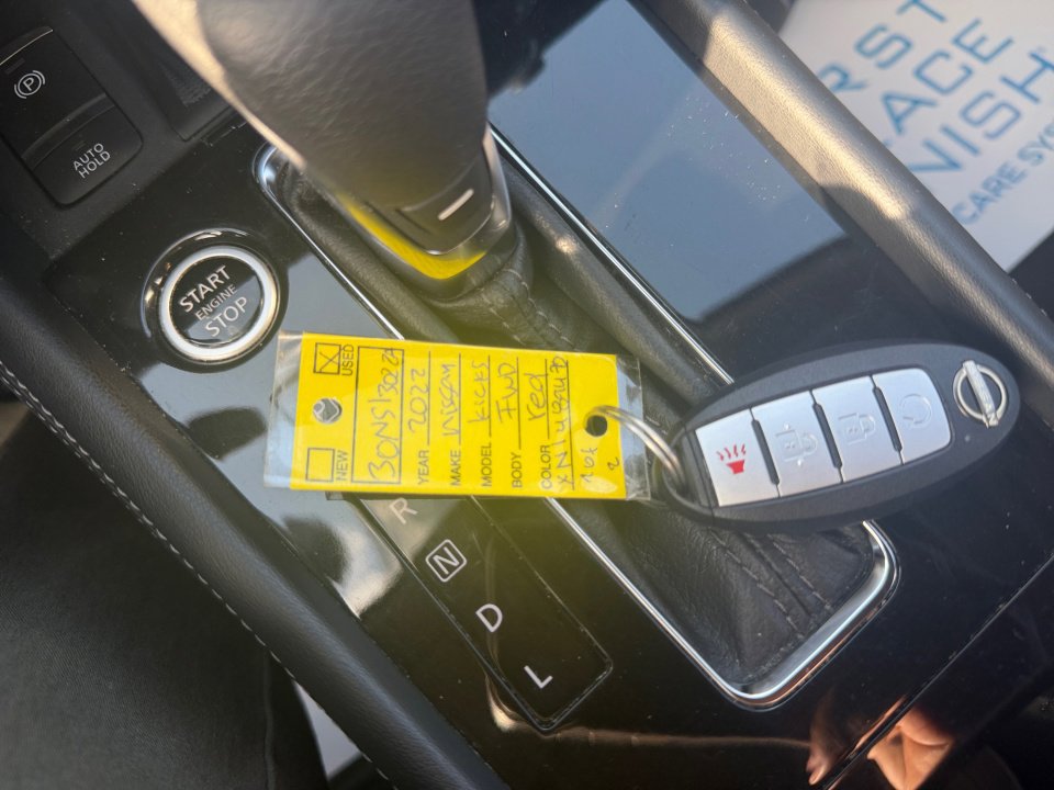 Used 2022 Nissan Kicks SV w/ Interior Electronics Package FWD image 33