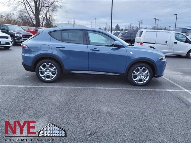 New 2024 Dodge Hornet R/T Plus w/ Tech Pack Plus w/o Parking AWD/4WD image 2