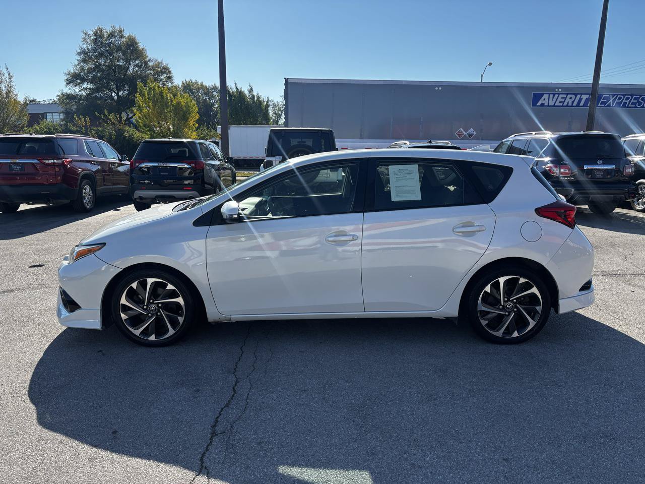 Used 2018 Toyota Corolla iM w/ Carpet Mat Package (TMS) FWD image 6