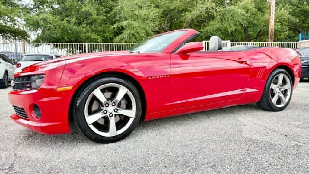 Used 2012 Chevrolet Camaro SS w/ RS Package RWD image 1