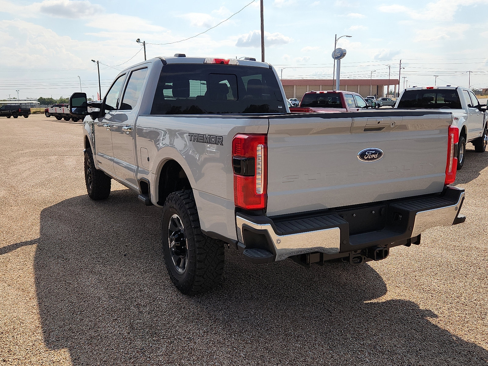 New 2026 Ford F250 Lariat w/ Tremor Off-Road Package image 3