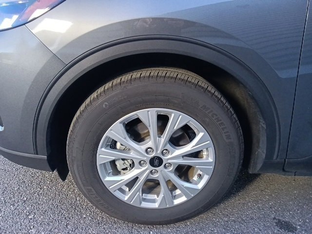 Used 2025 Ford Escape Active image 10