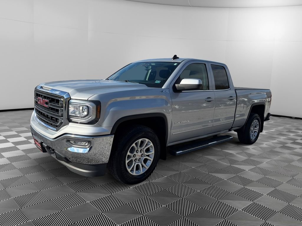 Used 2017 GMC Sierra 1500 SLE w/ SLE Value Package image 3