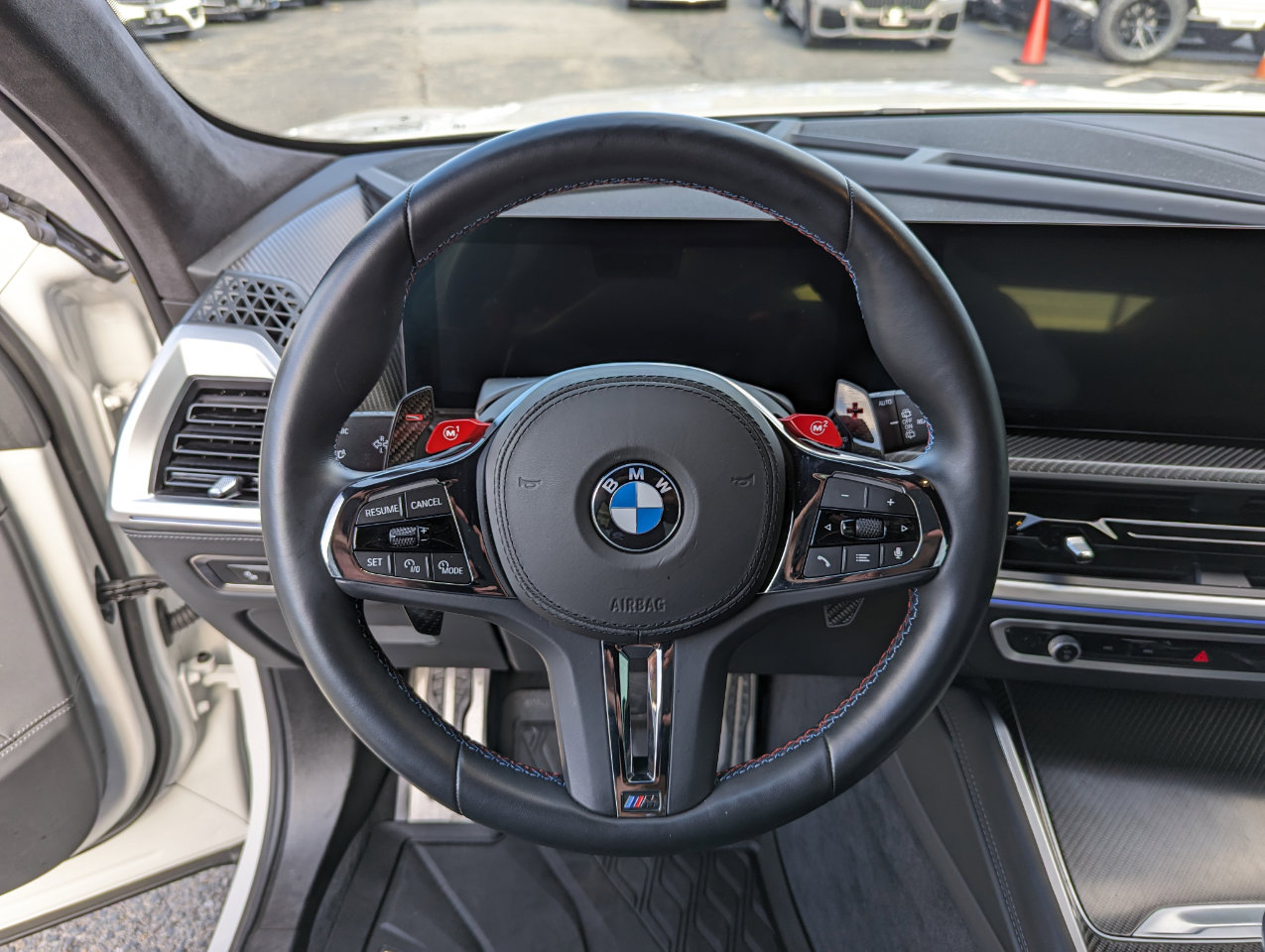 Used 2025 BMW XM Sports Activity Vehicle image 18