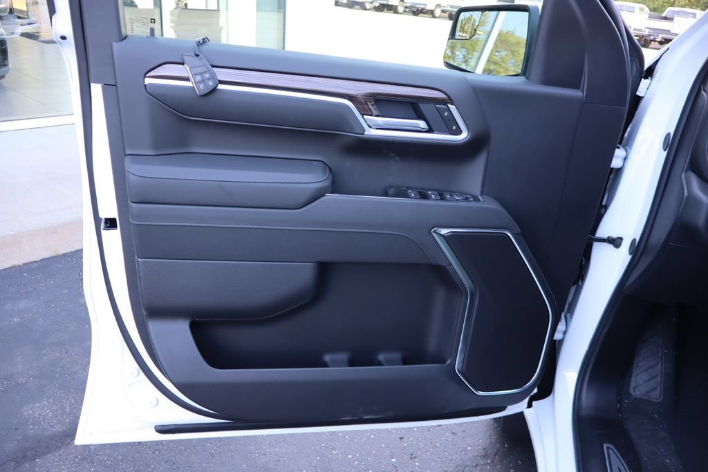 New 2026 Chevrolet Silverado 1500 LT AWD/4WD image 4