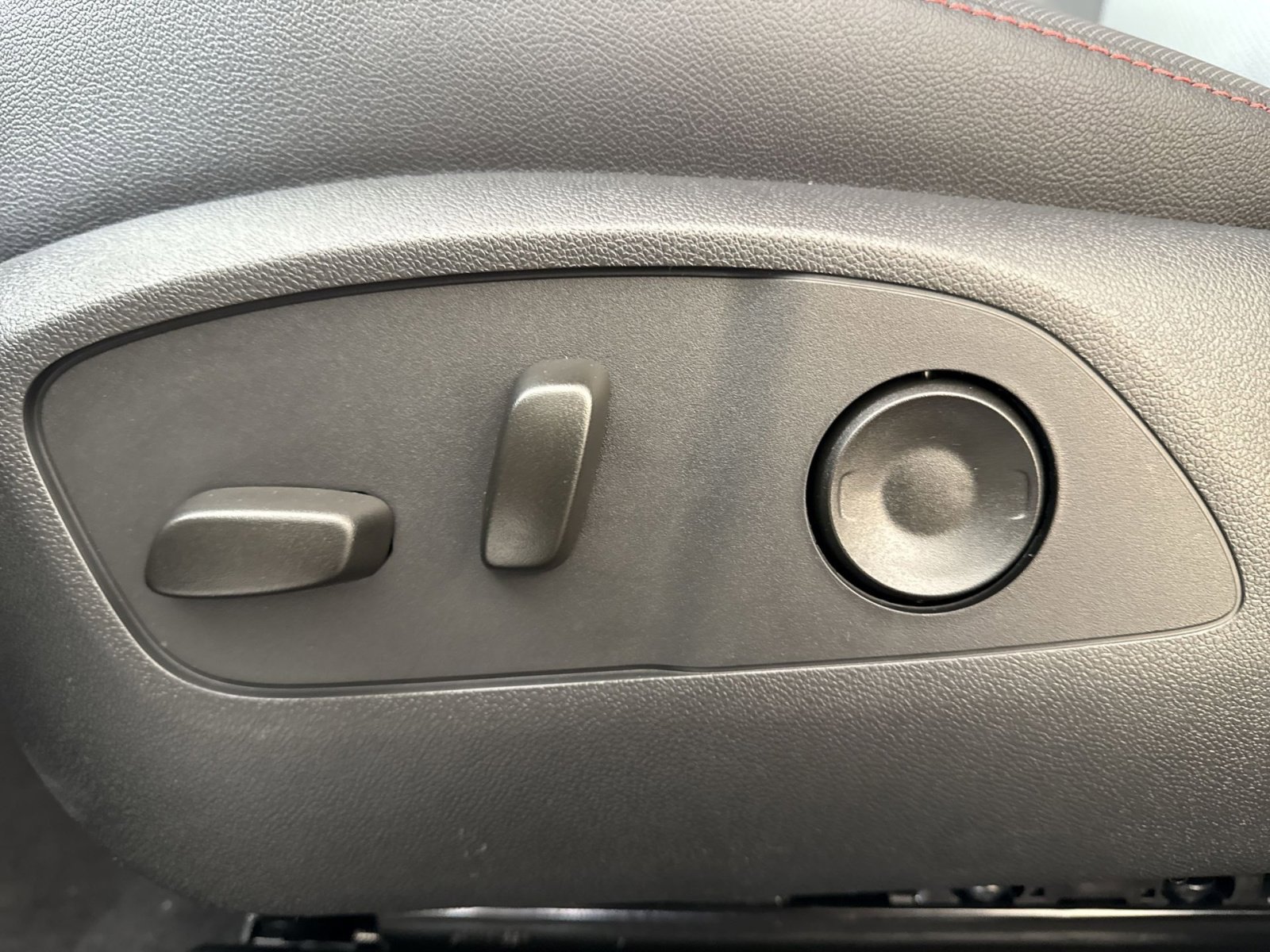 New 2026 Chevrolet Traverse Z71 w/ Enhanced Driving Package image 14