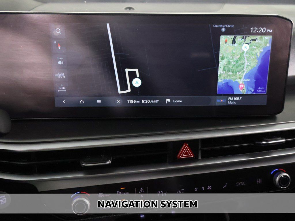 Used 2024 Kia Sorento S image 3