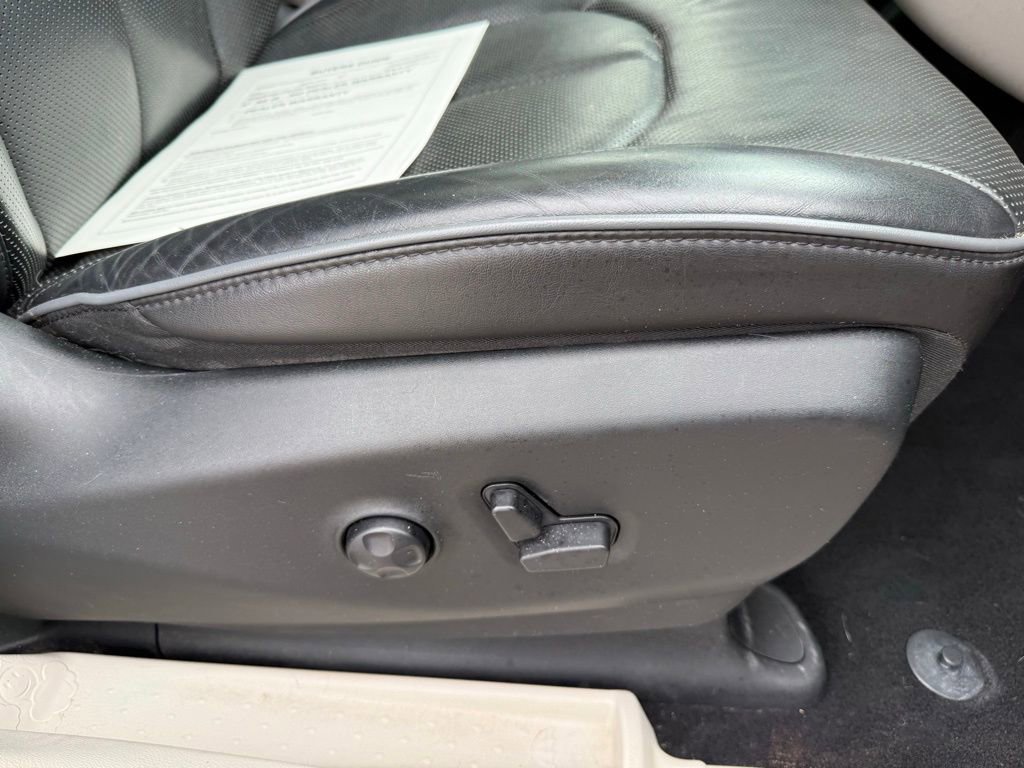 Used 2019 Chrysler Pacifica Limited w/ Advanced Safetytec Group image 31