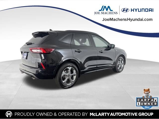 Used 2023 Ford Escape ST-Line w/ Tech Pack #1 image 7