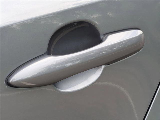 Used 2024 Toyota Corolla LE FWD image 13