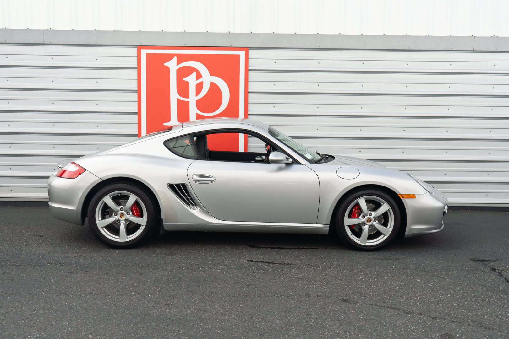 Used 2006 Porsche Cayman S RWD image 4