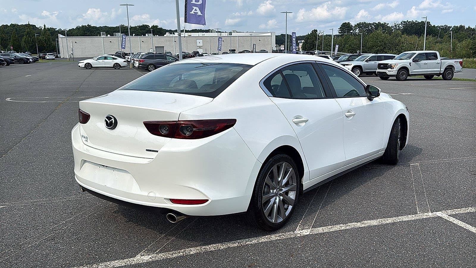 Used 2020 MAZDA MAZDA3 AWD Sedan w/ Select Package image 6