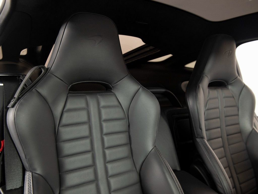 Used 2025 McLaren GTS image 34