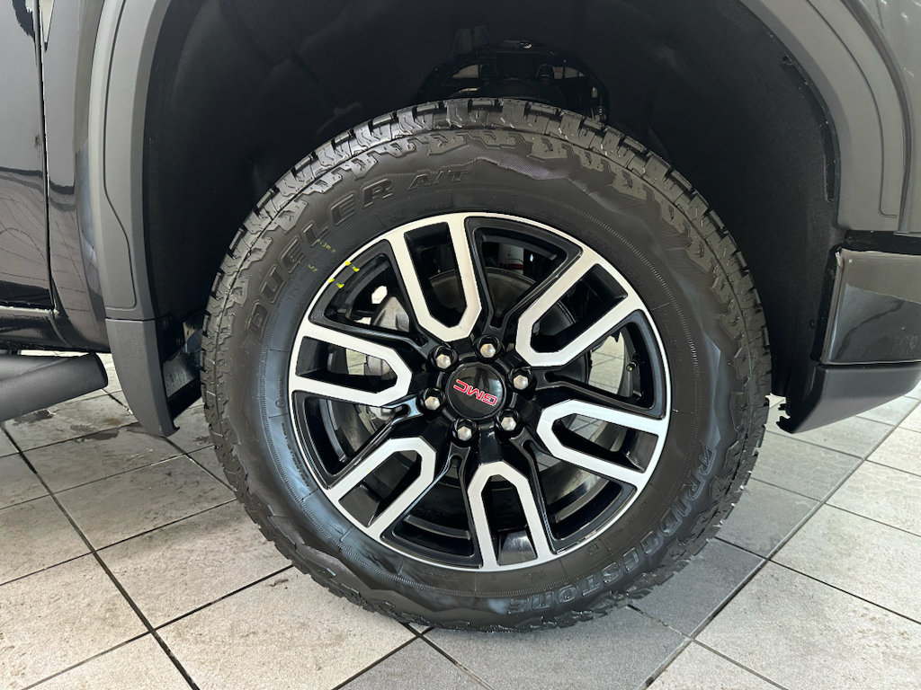 New 2026 GMC Sierra 1500 AT4 w/ AT4 Preferred Package AWD/4WD image 14