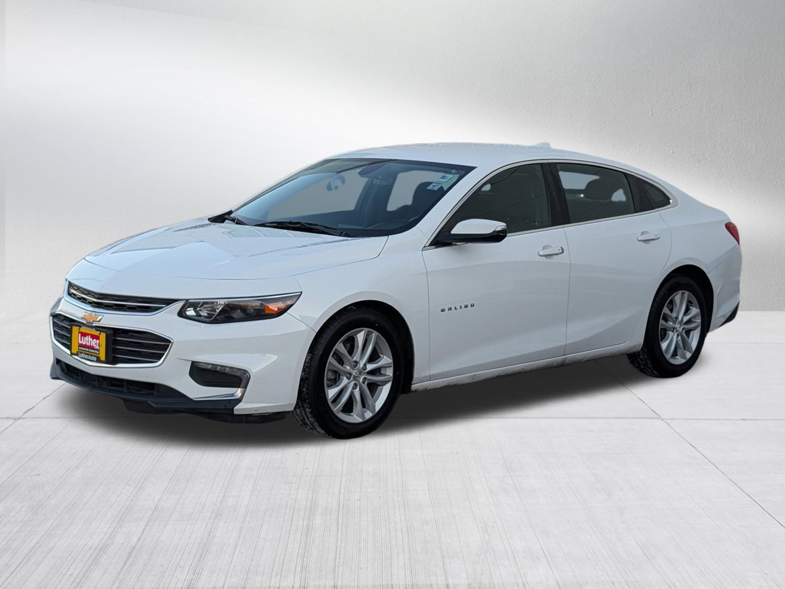 Used 2018 Chevrolet Malibu LT image 3
