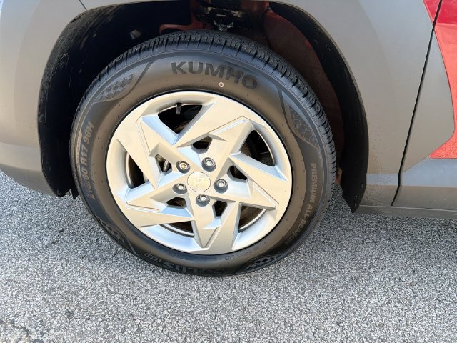 Used 2024 Hyundai Kona SE FWD image 20