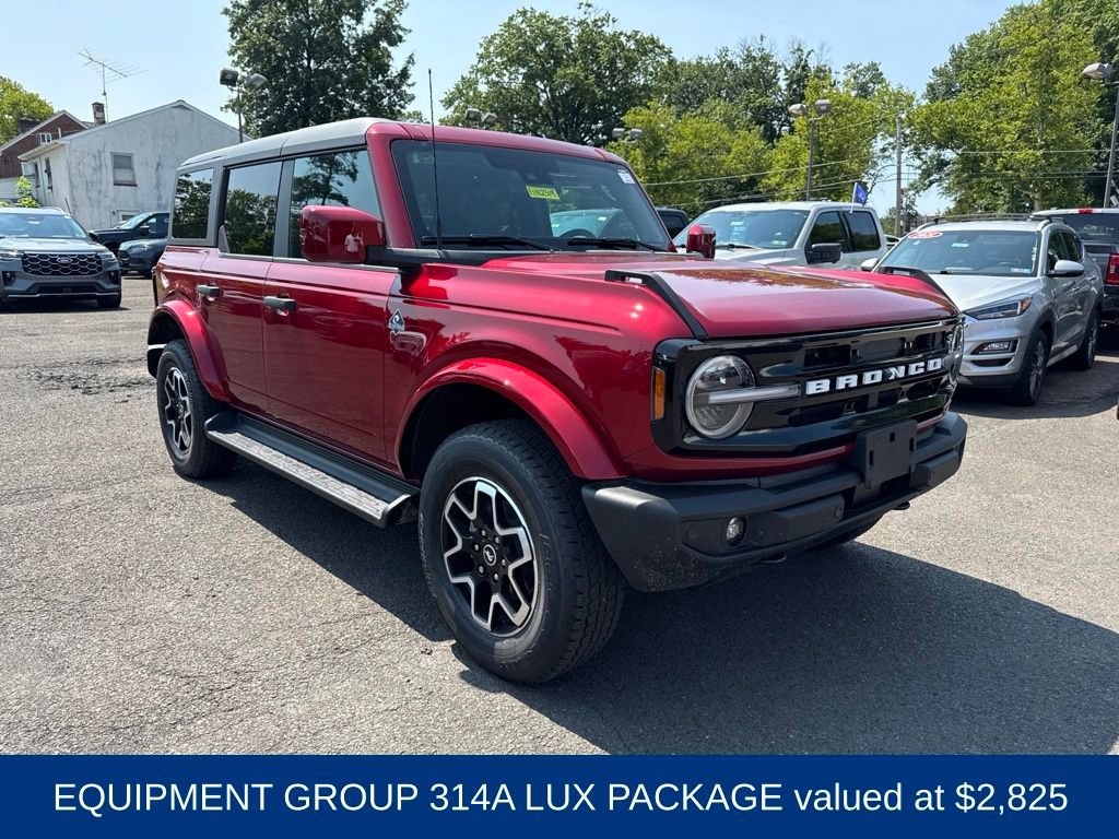 New 2026 Ford Bronco Outer Banks AWD/4WD image 2