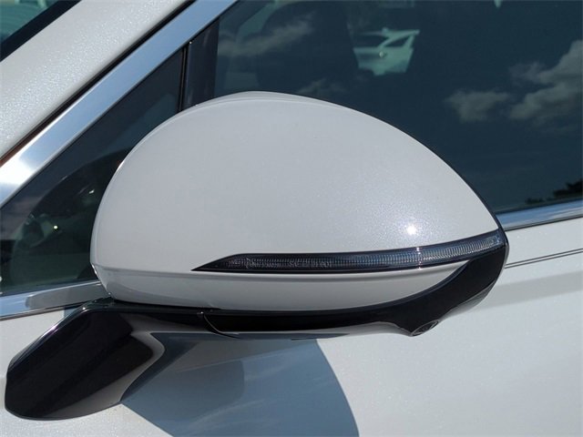 Used 2026 Genesis GV70 2.5T Advanced image 11