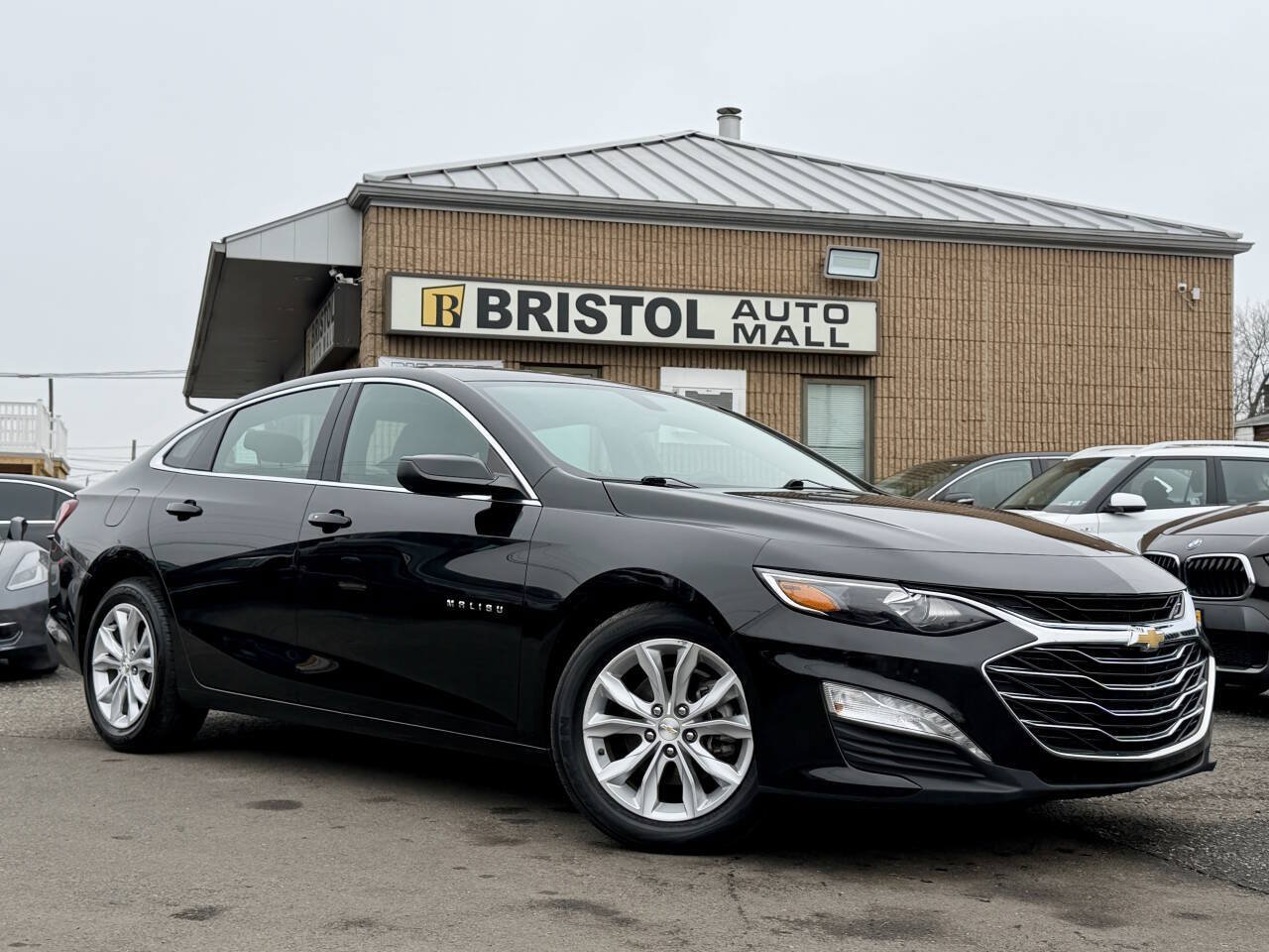 Used 2022 Chevrolet Malibu LT FWD image 28