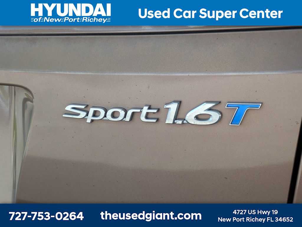 Used 2017 Hyundai Tucson Sport FWD image 14