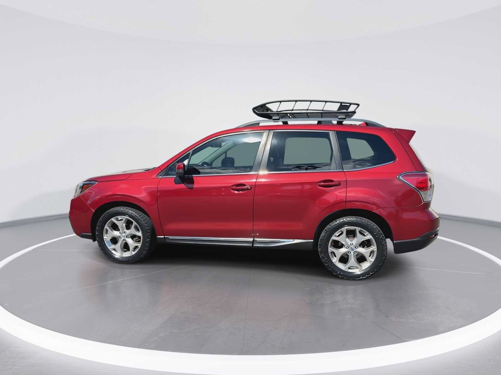 Used 2017 Subaru Forester 2.5i Touring AWD/4WD image 5
