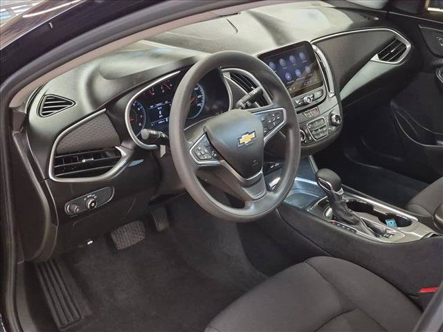 Used 2023 Chevrolet Malibu LT FWD image 9