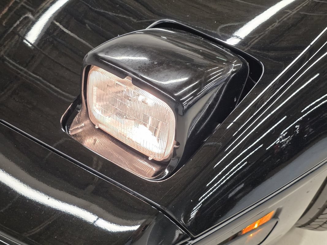 Used 1994 Chevrolet Corvette Coupe RWD image 43