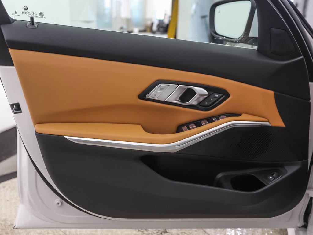New 2026 BMW 330i xDrive Sedan w/ Premium Package image 9
