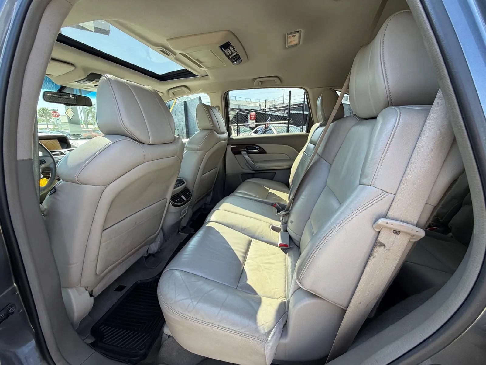 Used 2011 Acura MDX w/ Technology & Entertainment AWD/4WD image 24