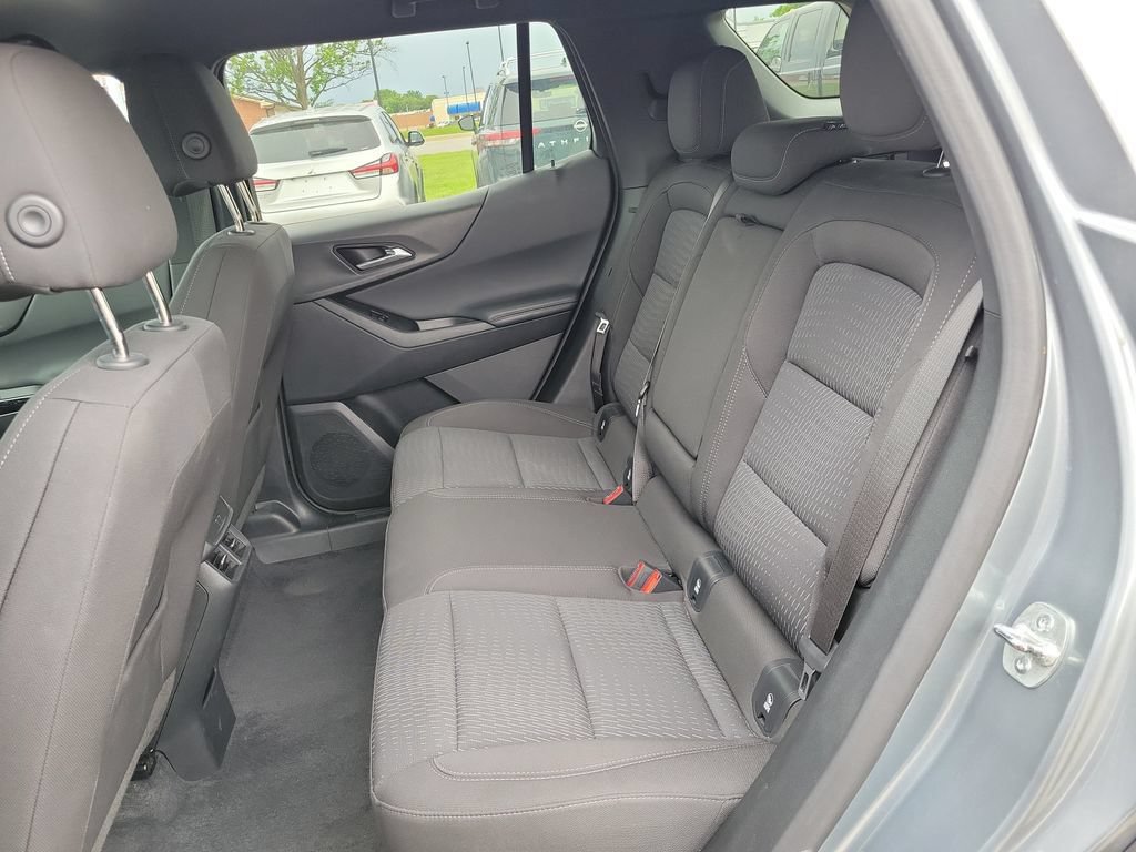 Used 2025 Chevrolet Equinox LT AWD/4WD image 27