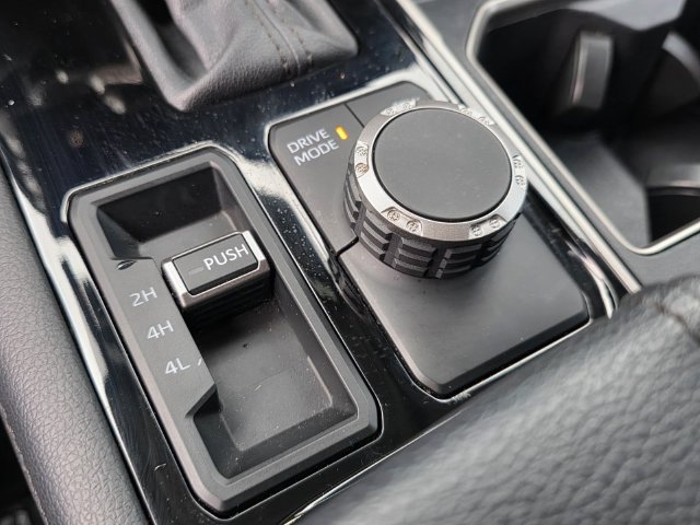 Used 2023 Toyota Tundra Limited AWD/4WD image 30