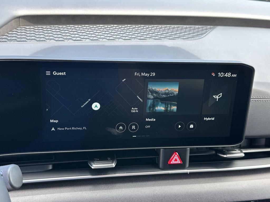 New 2026 Kia Carnival EX FWD image 30
