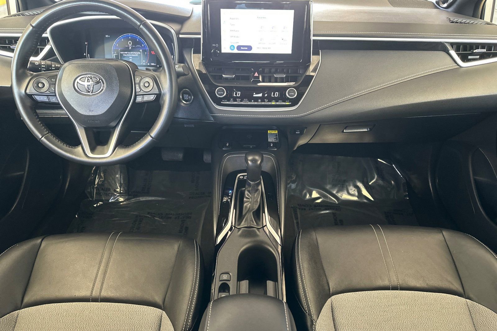 Used 2025 Toyota Corolla XSE FWD image 15