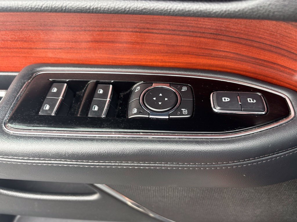 Used 2022 Lincoln Navigator Reserve AWD/4WD image 16