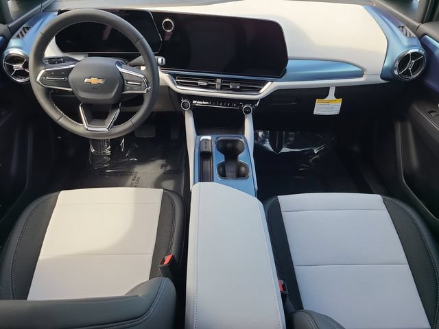 New 2026 Chevrolet Equinox EV LT AWD/4WD image 14