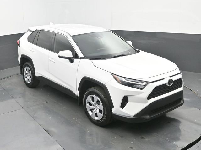 Used 2025 Toyota RAV4 LE image 26
