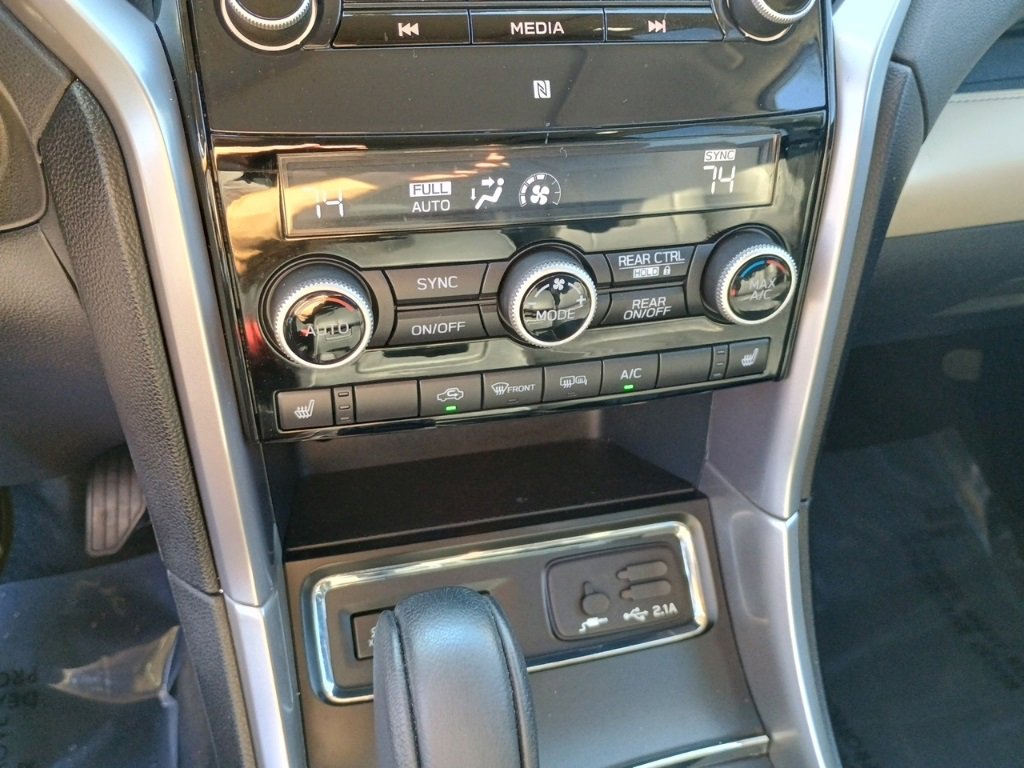 Certified 2022 Subaru Ascent Limited w/ Technology Package image 35
