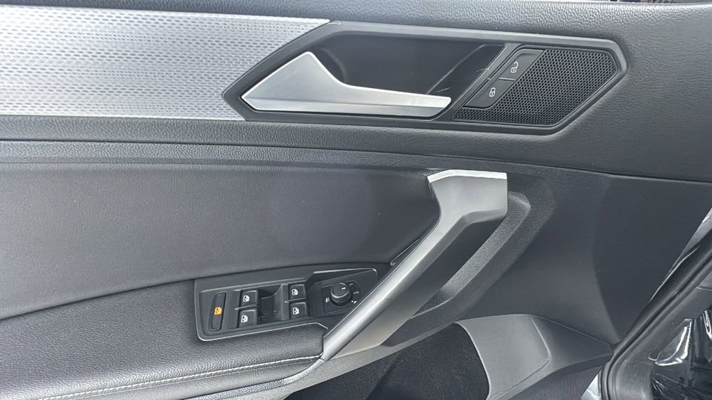 Used 2024 Volkswagen Tiguan S image 20