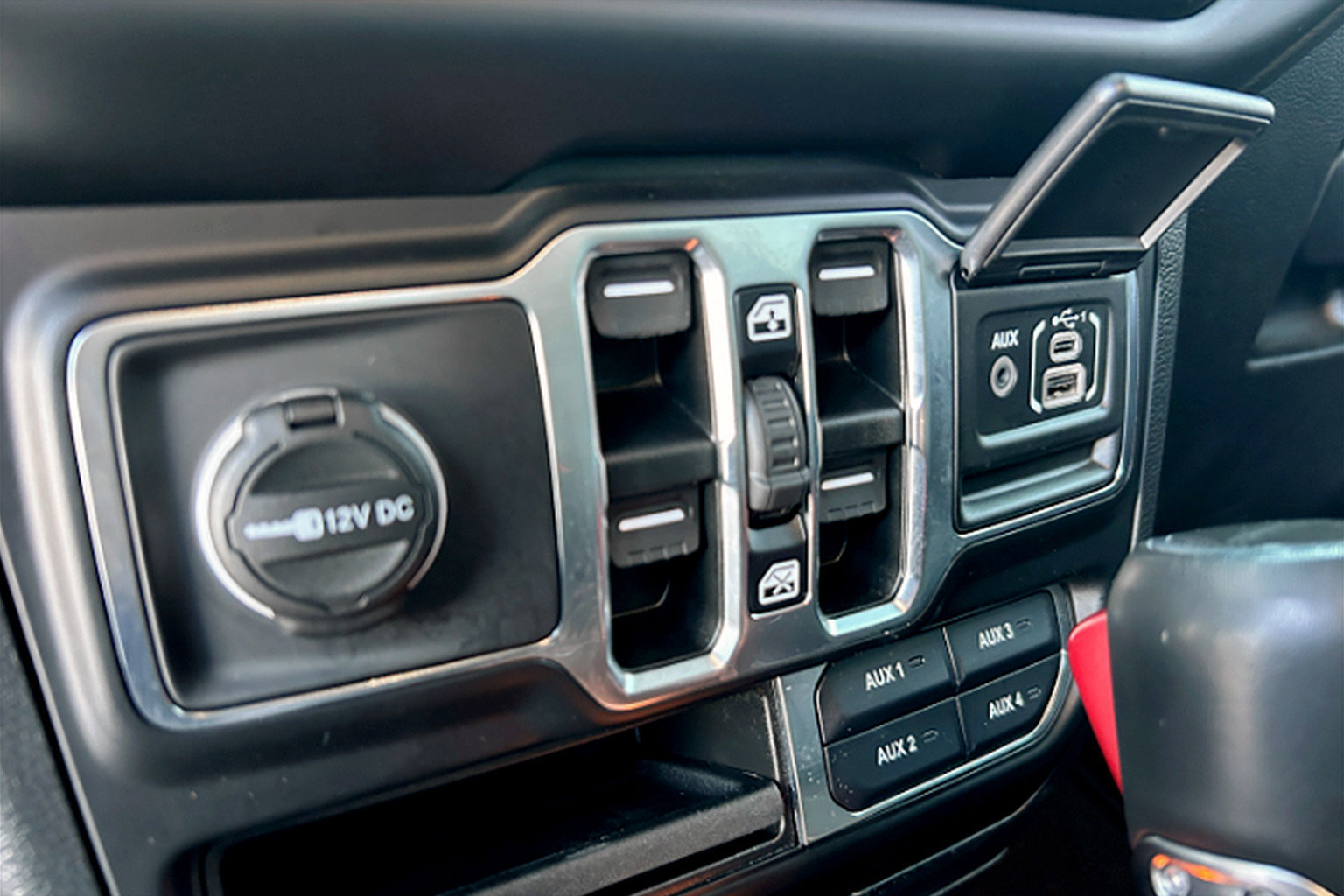 Used 2021 Jeep Gladiator Overland w/ Popular Equipment Package image 19