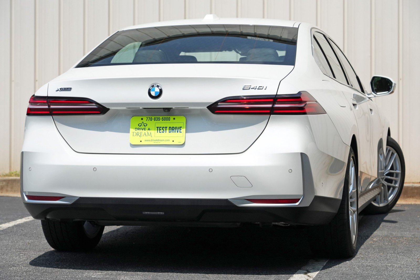 Used 2024 BMW 540i xDrive w/ Convenience Package AWD/4WD image 5