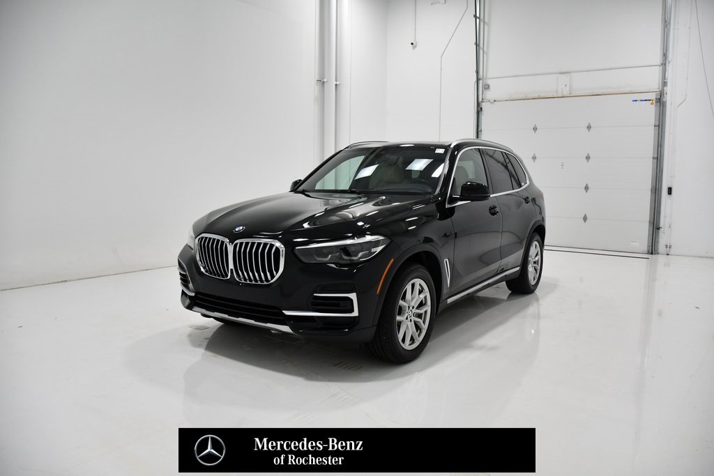 Used 2022 BMW X5 xDrive40i w/ Premium Package
