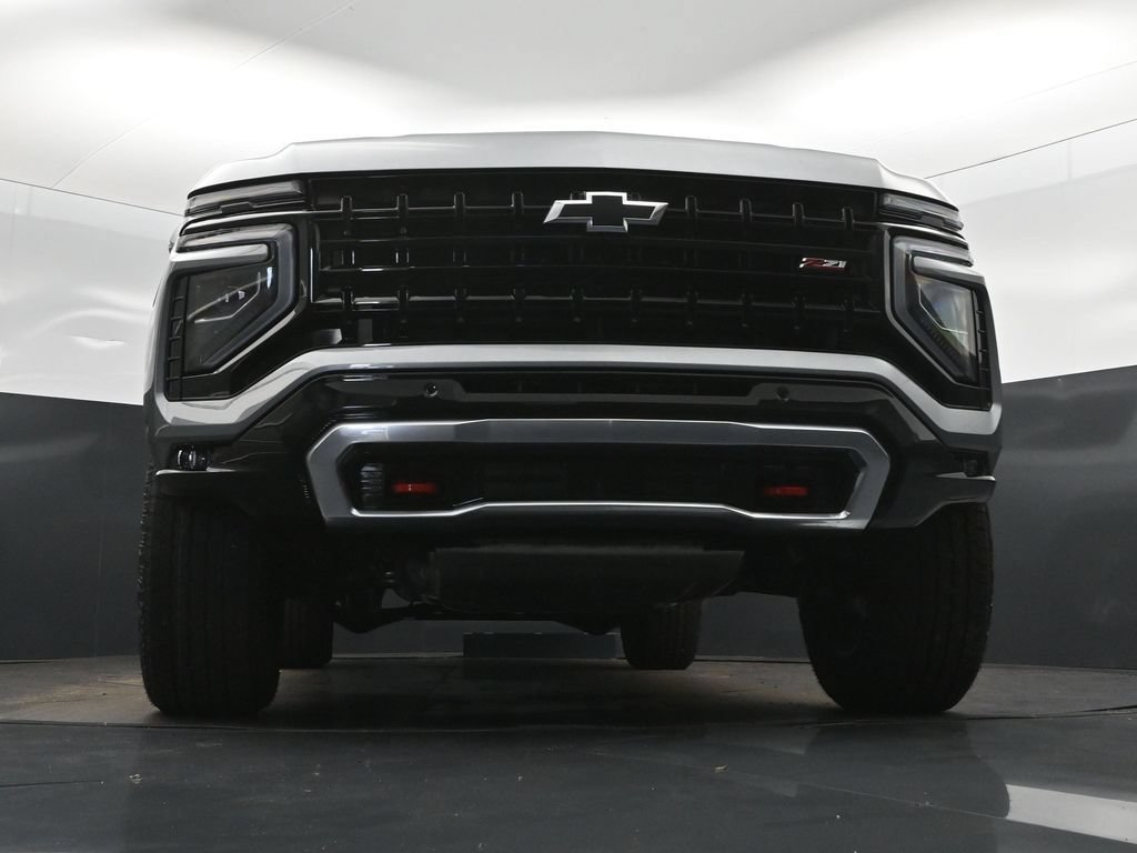 New 2026 Chevrolet Suburban Z71 w/ Comfort Package AWD/4WD image 45