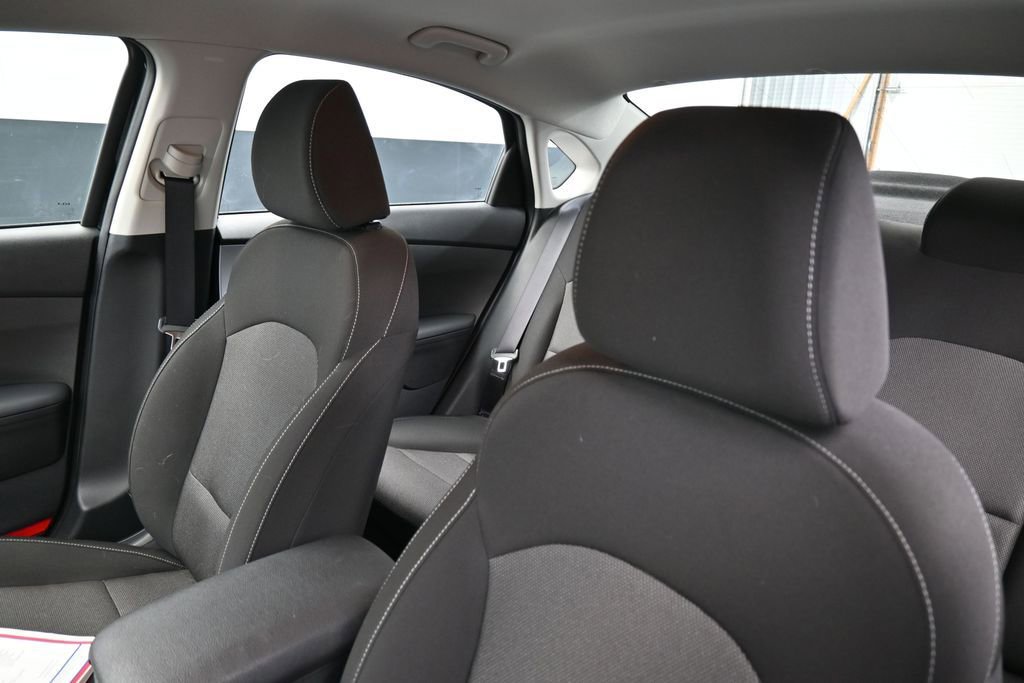Used 2023 Kia Forte LXS FWD image 14