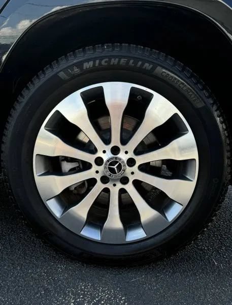 Used 2018 Mercedes-Benz GLS 450 4MATIC w/ Premium Package image 14